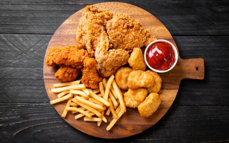 Ongezonde voedingsmiddelen die u moet proberen te vermijden